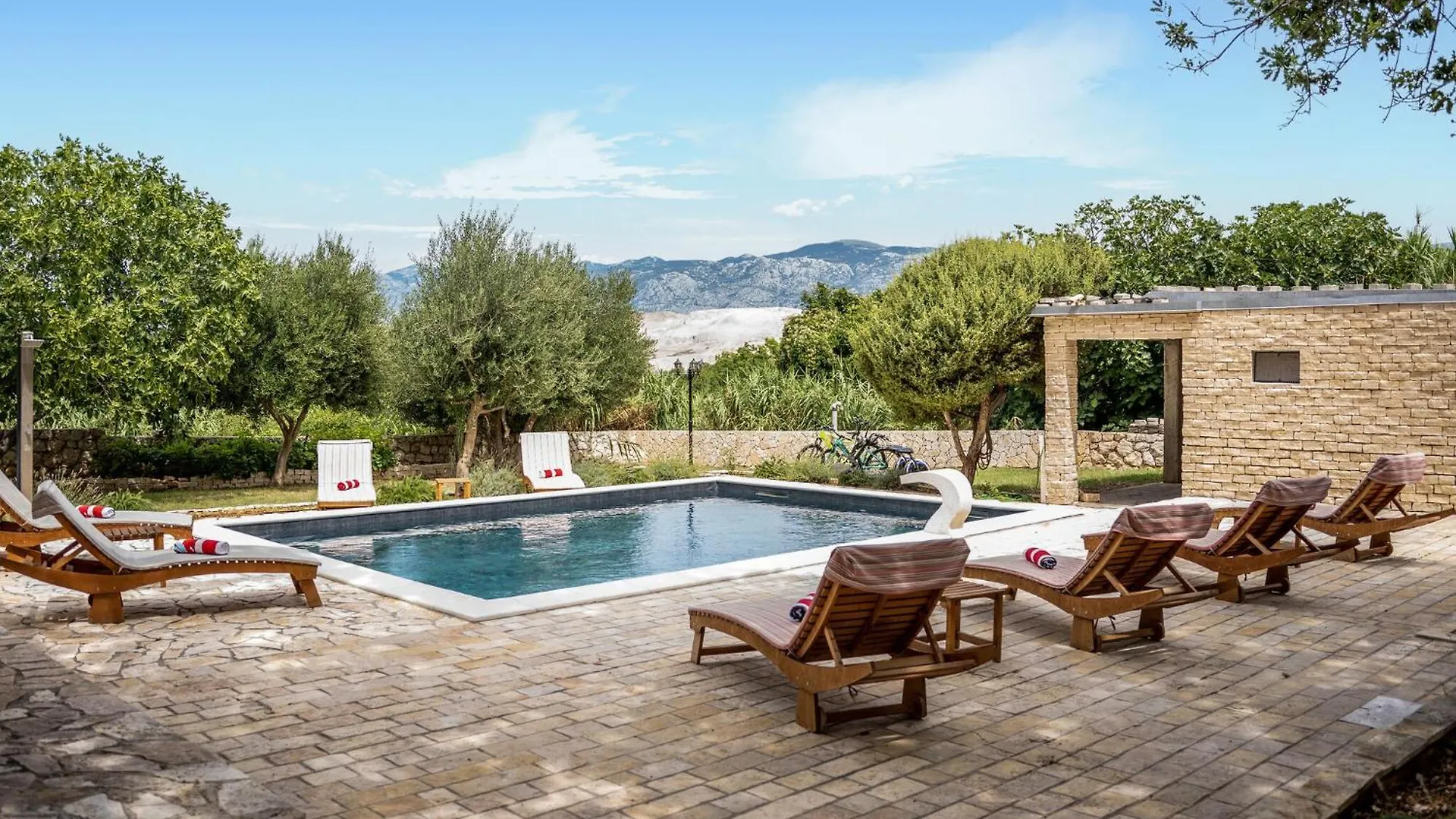 Beautiful Home In Pag With Outdoor Swimming Pool Pag Town