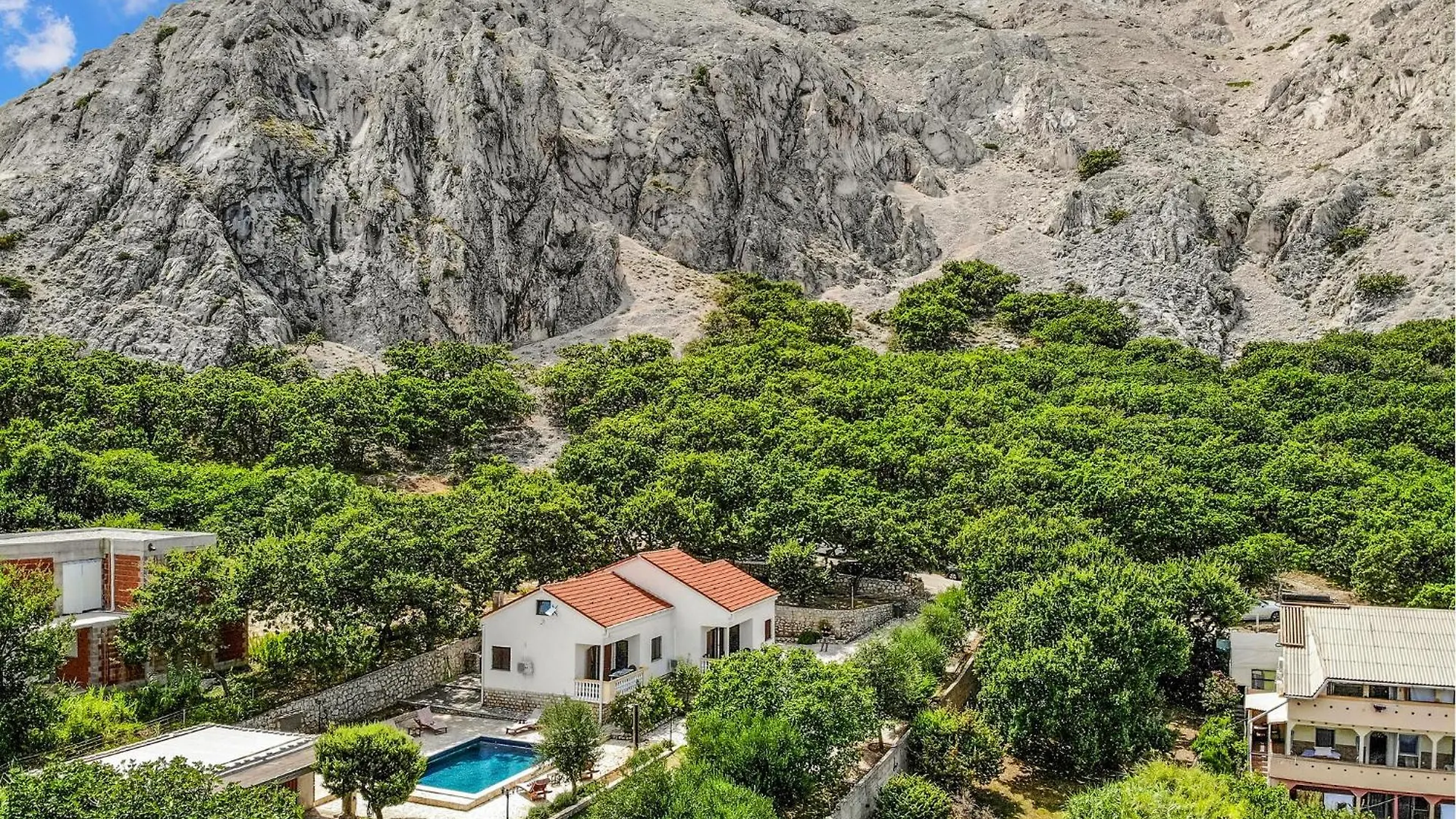 Beautiful Home In Pag With Outdoor Swimming Pool Pag Town