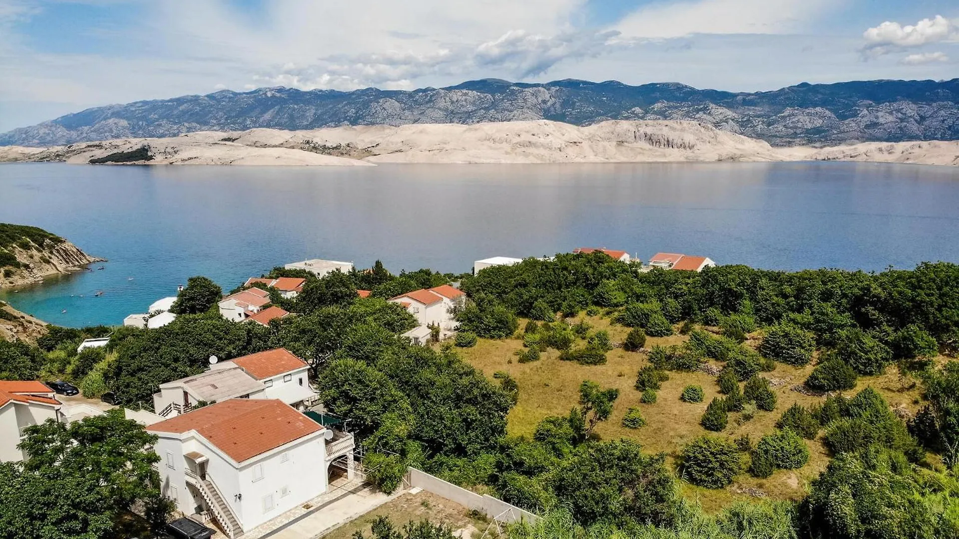 Beautiful Home In Pag With Outdoor Swimming Pool Pag Town 0*,